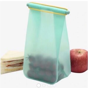 NWT- Hip‎ Reusable Lunch Pack in Green